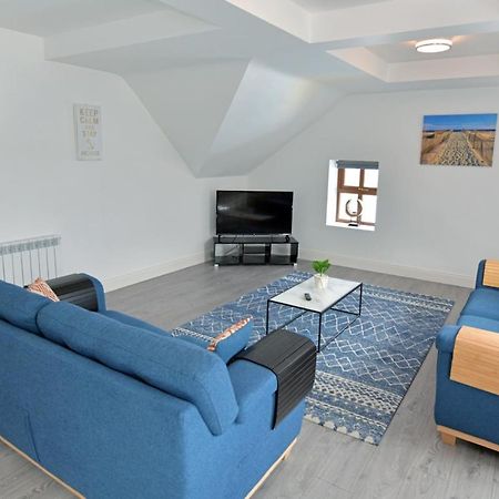Pier House Luxury Apartment Dingle Eksteriør bilde